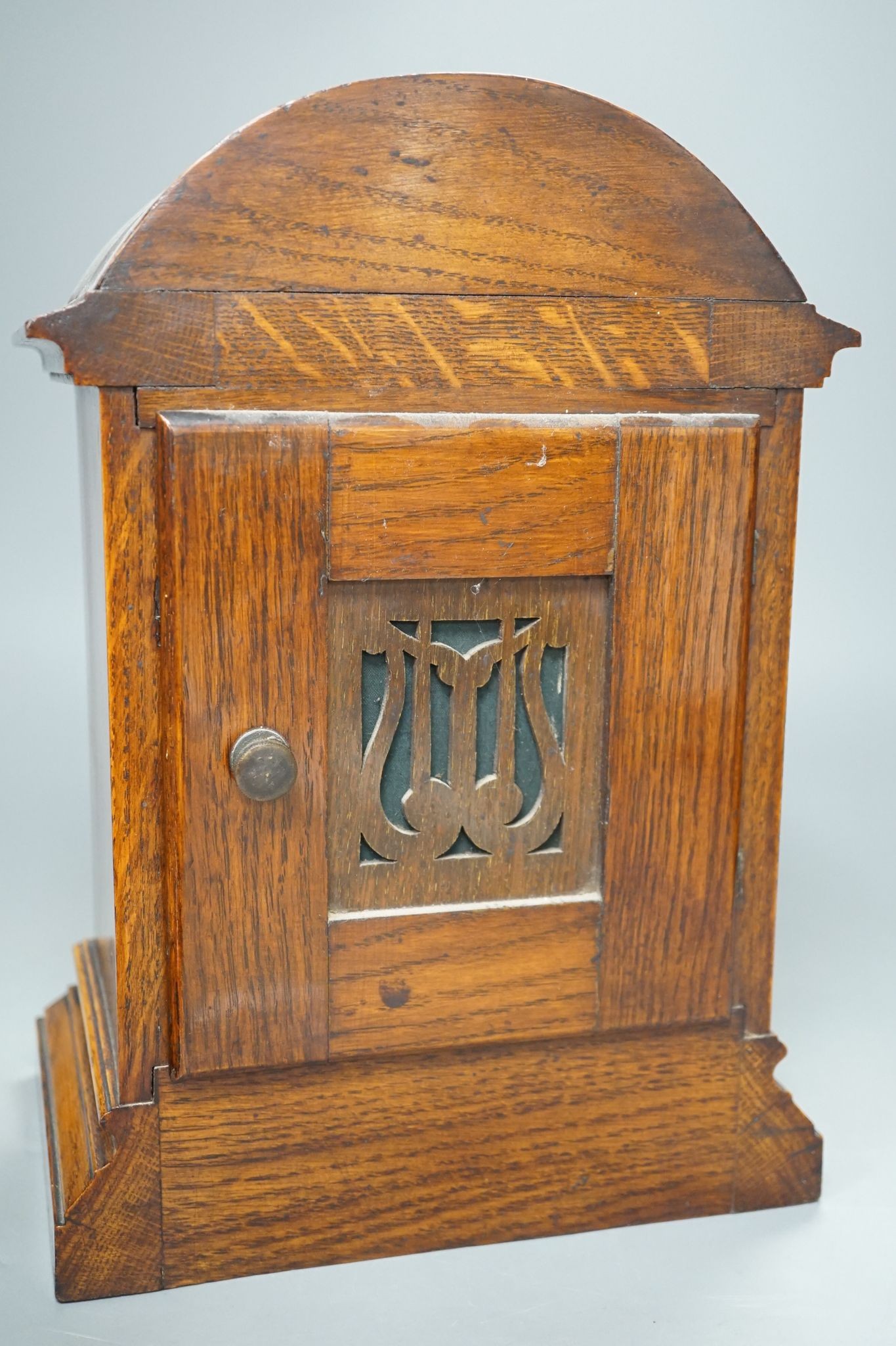 A late Victorian mantel clock and an Edwardian clock 31cm